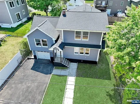 14 Byrne Place Bergenfield NJ 07621
