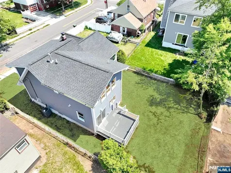 14 Byrne Place Bergenfield NJ 07621