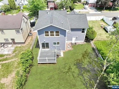14 Byrne Place Bergenfield NJ 07621