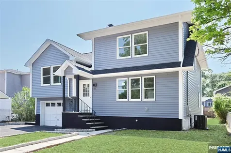 14 Byrne Place Bergenfield NJ 07621