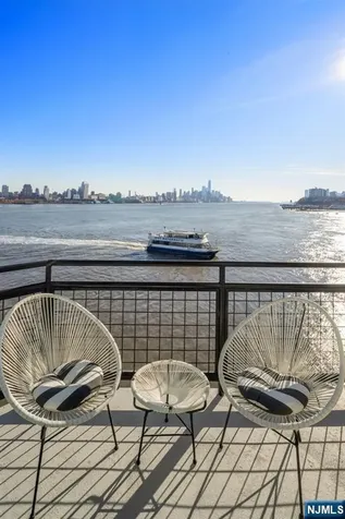 600 Harbor Boulevard Weehawken NJ 07086