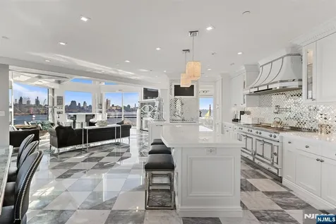 600 Harbor Boulevard Weehawken NJ 07086