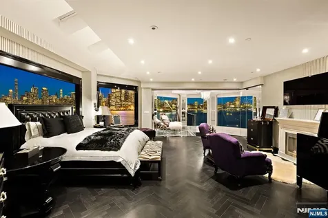 600 Harbor Boulevard Weehawken NJ 07086