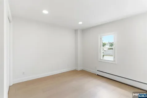471 Burnside Street Orange NJ 07050
