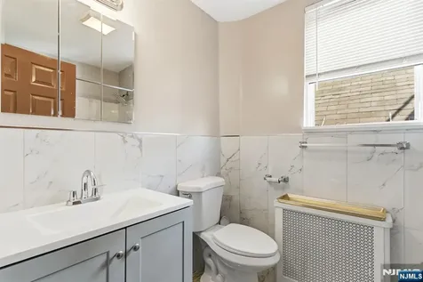 471 Burnside Street Orange NJ 07050