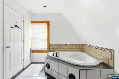 471 Burnside Street Orange NJ 07050