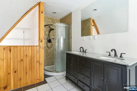 471 Burnside Street Orange NJ 07050