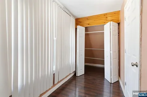471 Burnside Street Orange NJ 07050