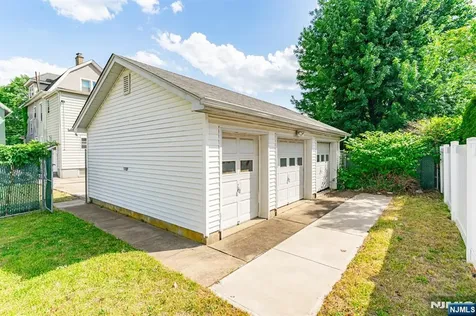 471 Burnside Street Orange NJ 07050