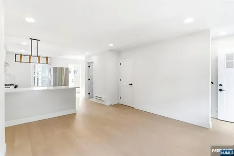 471 Burnside Street Orange NJ 07050