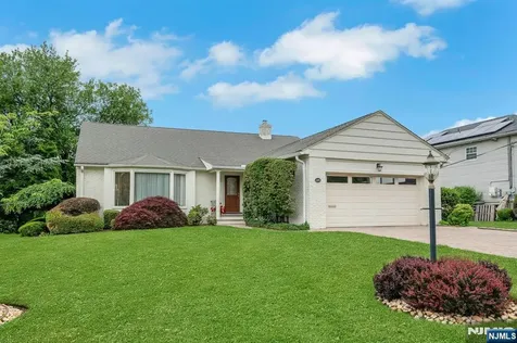 205 Haddenfield Road Clifton NJ 07013