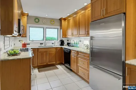 205 Haddenfield Road Clifton NJ 07013