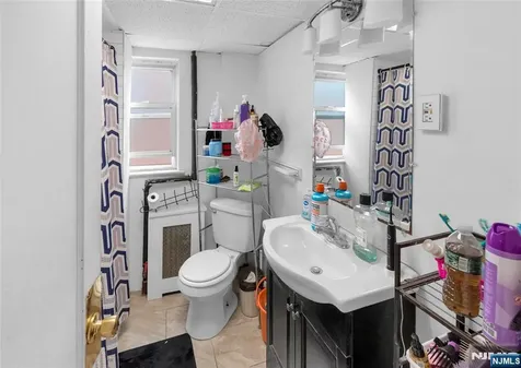 152 Schuyler Avenue North Arlington NJ 07031