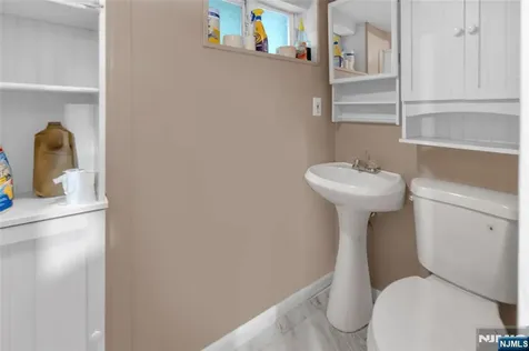 152 Schuyler Avenue North Arlington NJ 07031