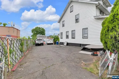 152 Schuyler Avenue North Arlington NJ 07031