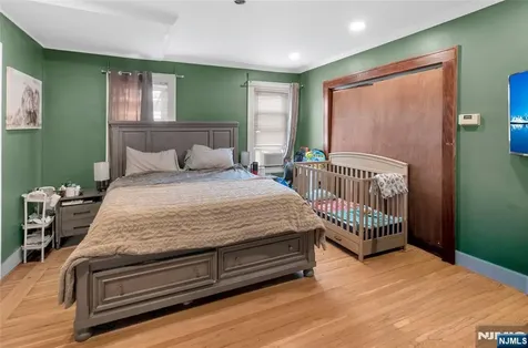 152 Schuyler Avenue North Arlington NJ 07031