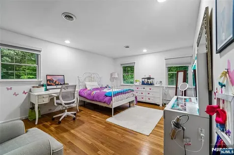 105 Deerhorn Court Upper Saddle River NJ 07458