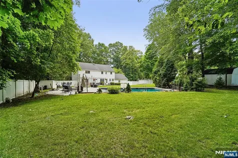 105 Deerhorn Court Upper Saddle River NJ 07458