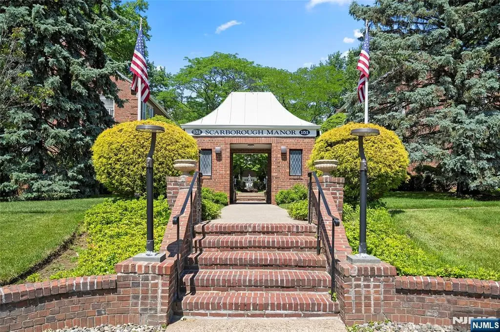 151 Palisade Avenue Englewood NJ 07631