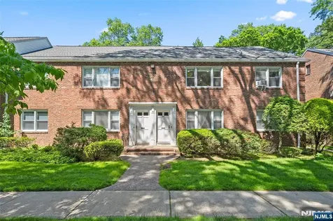 151 Palisade Avenue Englewood NJ 07631