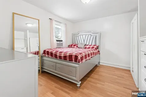61 Union Street Lodi NJ 07644