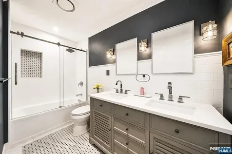 29 Upper Drive Berkeley Heights NJ 07901