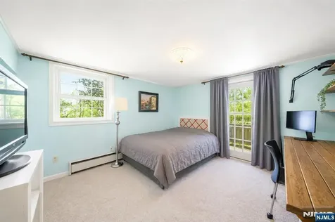 29 Upper Drive Berkeley Heights NJ 07901