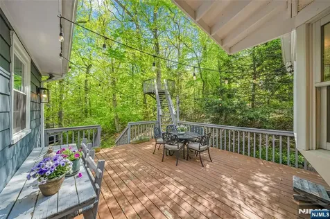 29 Upper Drive Berkeley Heights NJ 07901