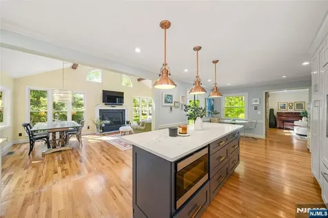 29 Upper Drive Berkeley Heights NJ 07901