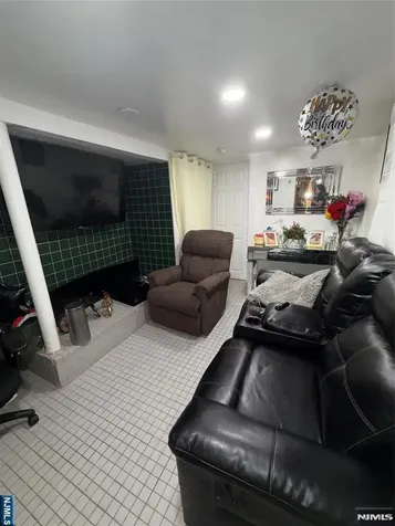 141 Park Avenue Paterson NJ 07501