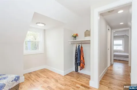 2389 3rd Street Fort Lee NJ 07024