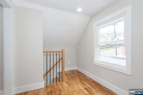 2389 3rd Street Fort Lee NJ 07024