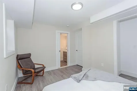 2389 3rd Street Fort Lee NJ 07024