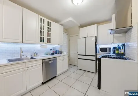 124 Washington Avenue Irvington NJ 07111
