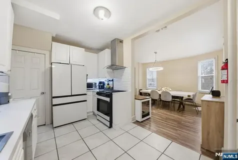 124 Washington Avenue Irvington NJ 07111