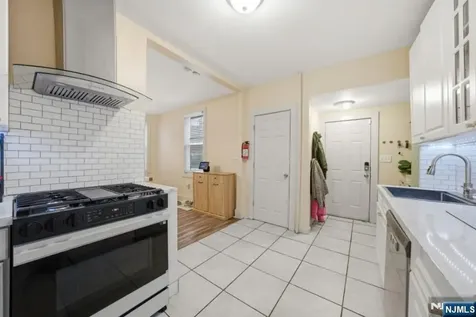 124 Washington Avenue Irvington NJ 07111