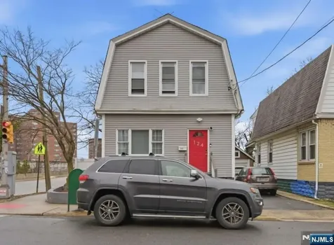 124 Washington Avenue Irvington NJ 07111