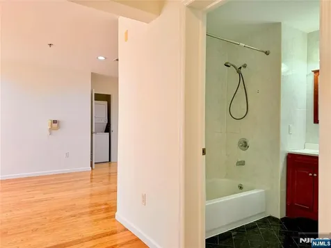 135 38th Street Union City NJ 07087