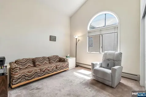 125 Roosevelt Place Palisades Park NJ 07650