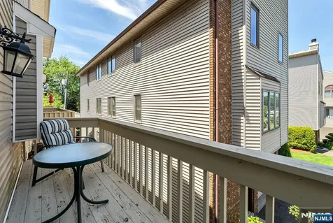 125 Roosevelt Place Palisades Park NJ 07650