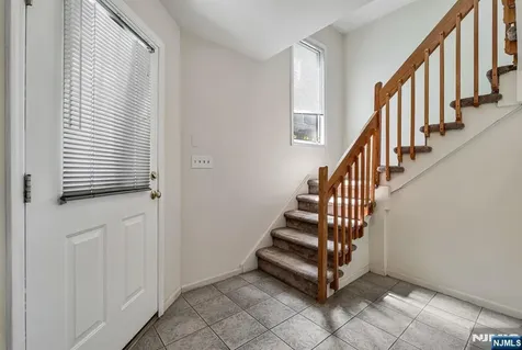 125 Roosevelt Place Palisades Park NJ 07650