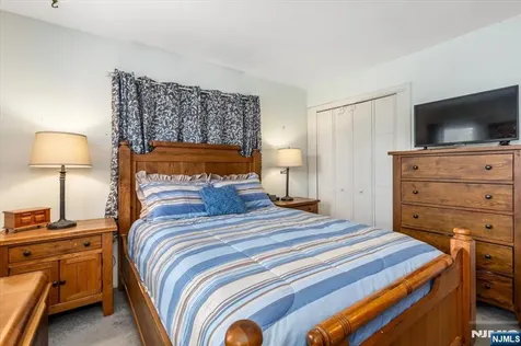 567 Fern Avenue Lyndhurst NJ 07071