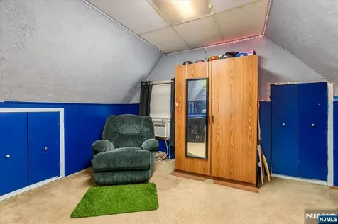 567 Fern Avenue Lyndhurst NJ 07071