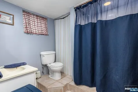 567 Fern Avenue Lyndhurst NJ 07071