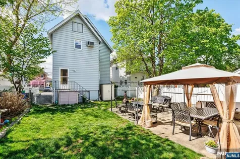567 Fern Avenue Lyndhurst NJ 07071