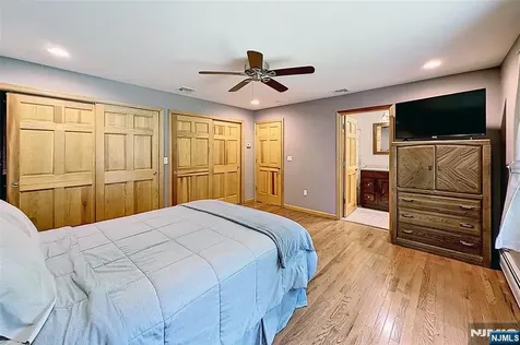 27 Seneca Avenue Rockaway Township NJ 07866