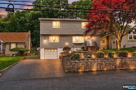 27 Seneca Avenue Rockaway Township NJ 07866