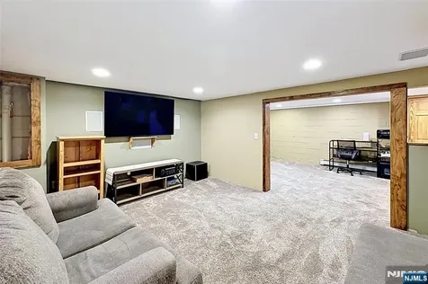 27 Seneca Avenue Rockaway Township NJ 07866