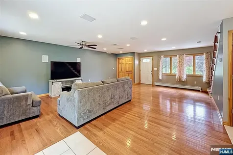 27 Seneca Avenue Rockaway Township NJ 07866