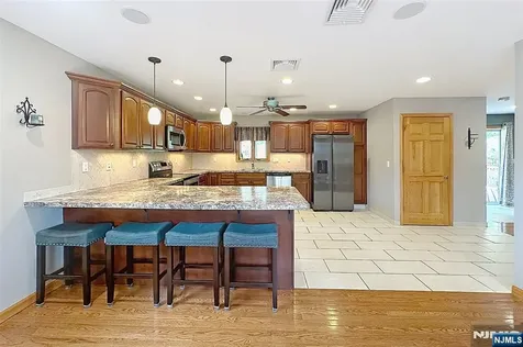 27 Seneca Avenue Rockaway Township NJ 07866